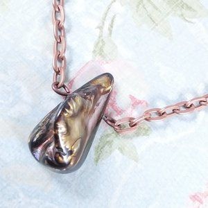 Copper Necklace with Brown Mother of Pearl
